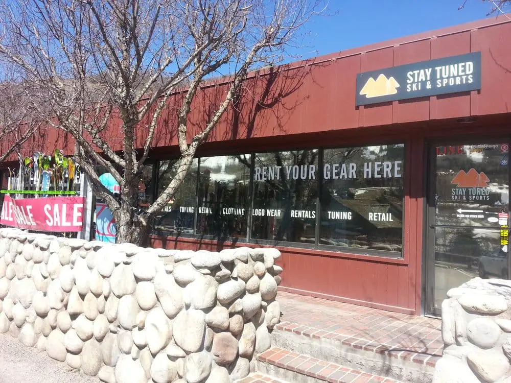 Stay Tuned Ski & Sports building in Snowmass