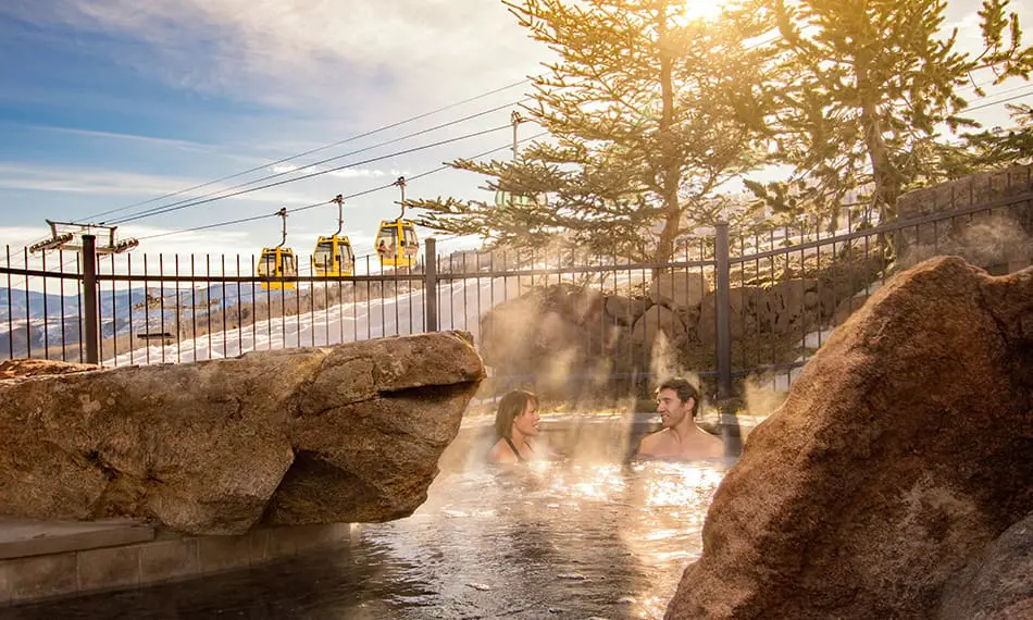 Shadowbrook ski-in-ski-out slopeside hot tub