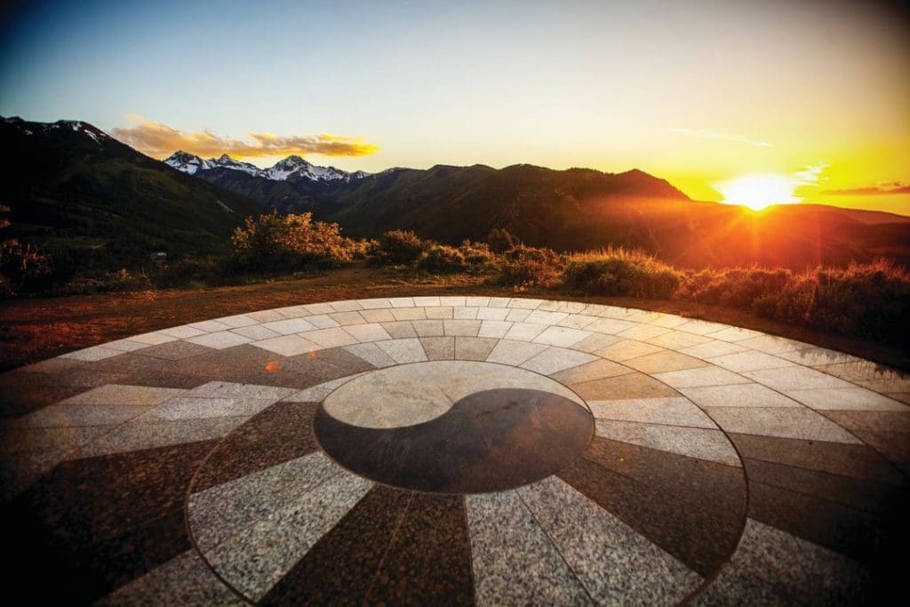 Spiral Point yoga platform at Rim Trail looking over snowmass